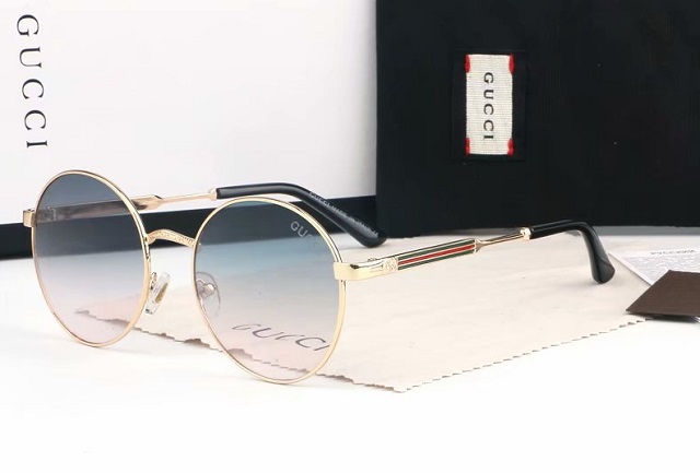 GUCCl Boutique Sunglasses 007